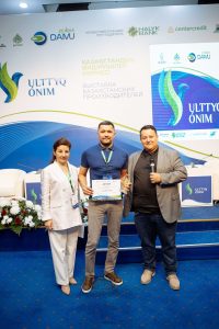 Поздравляем лауреатов премий 10-го франчайзингового форума "Kazfranch" на выставке Ulttyq Onim